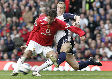 队中不可或 队中不可或